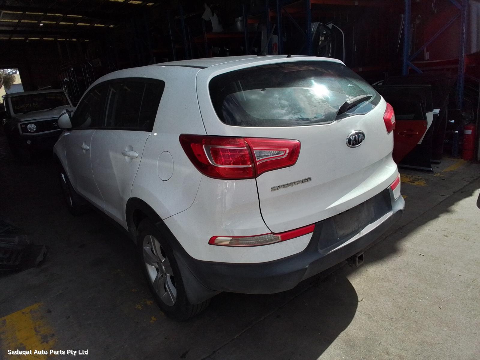 Kia Sportage Left Taillight
