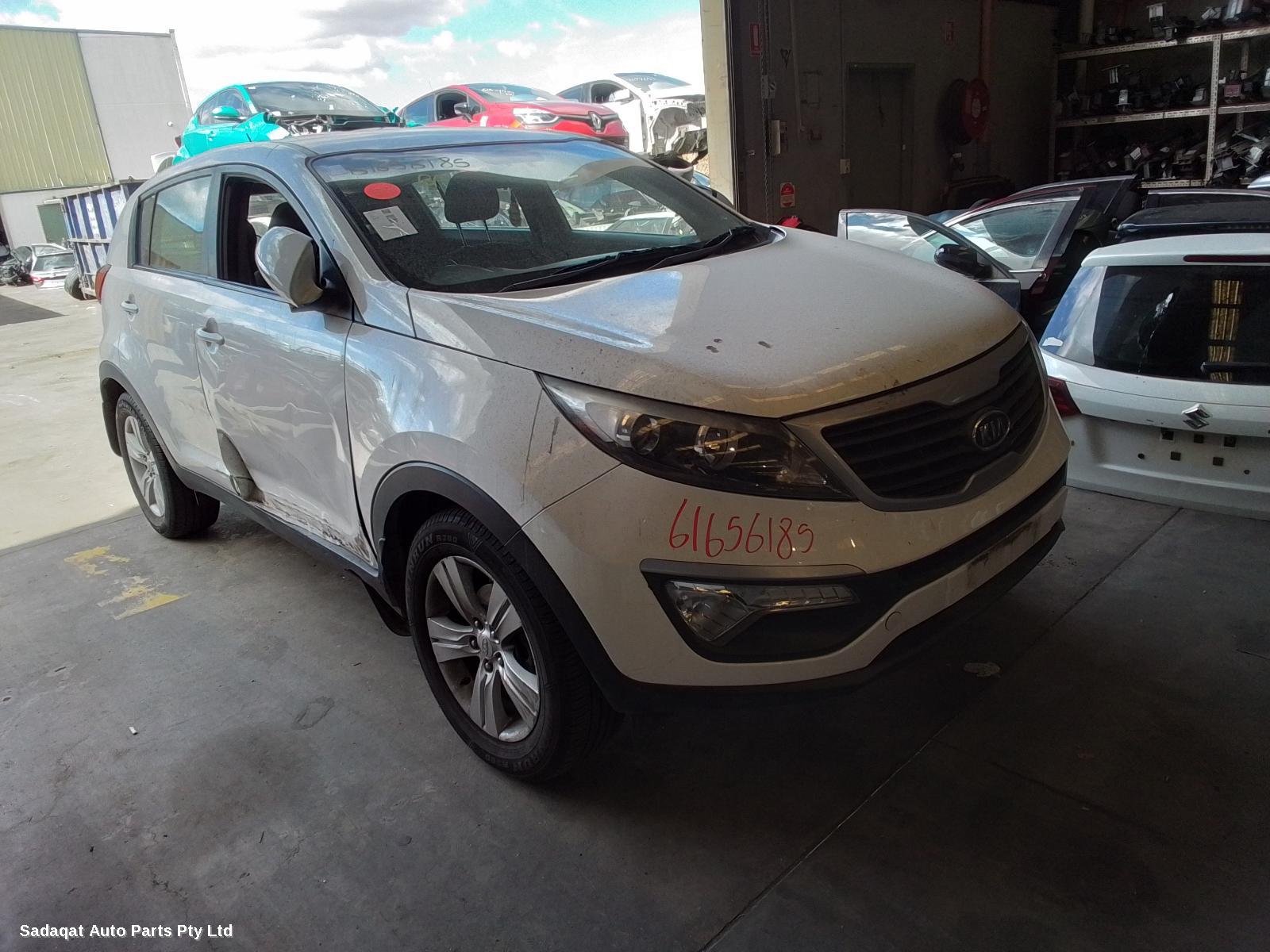 Kia Sportage Left Taillight