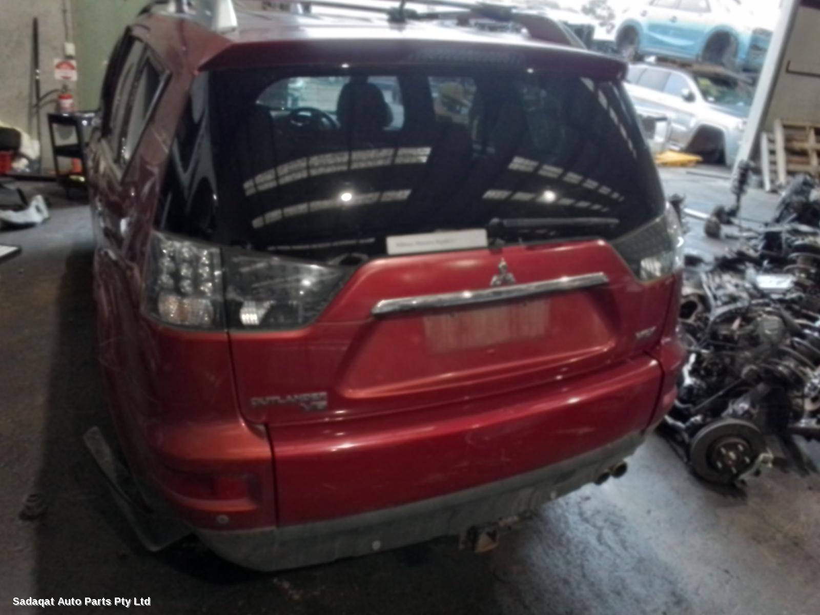 Mitsubishi Outlander Left Taillight