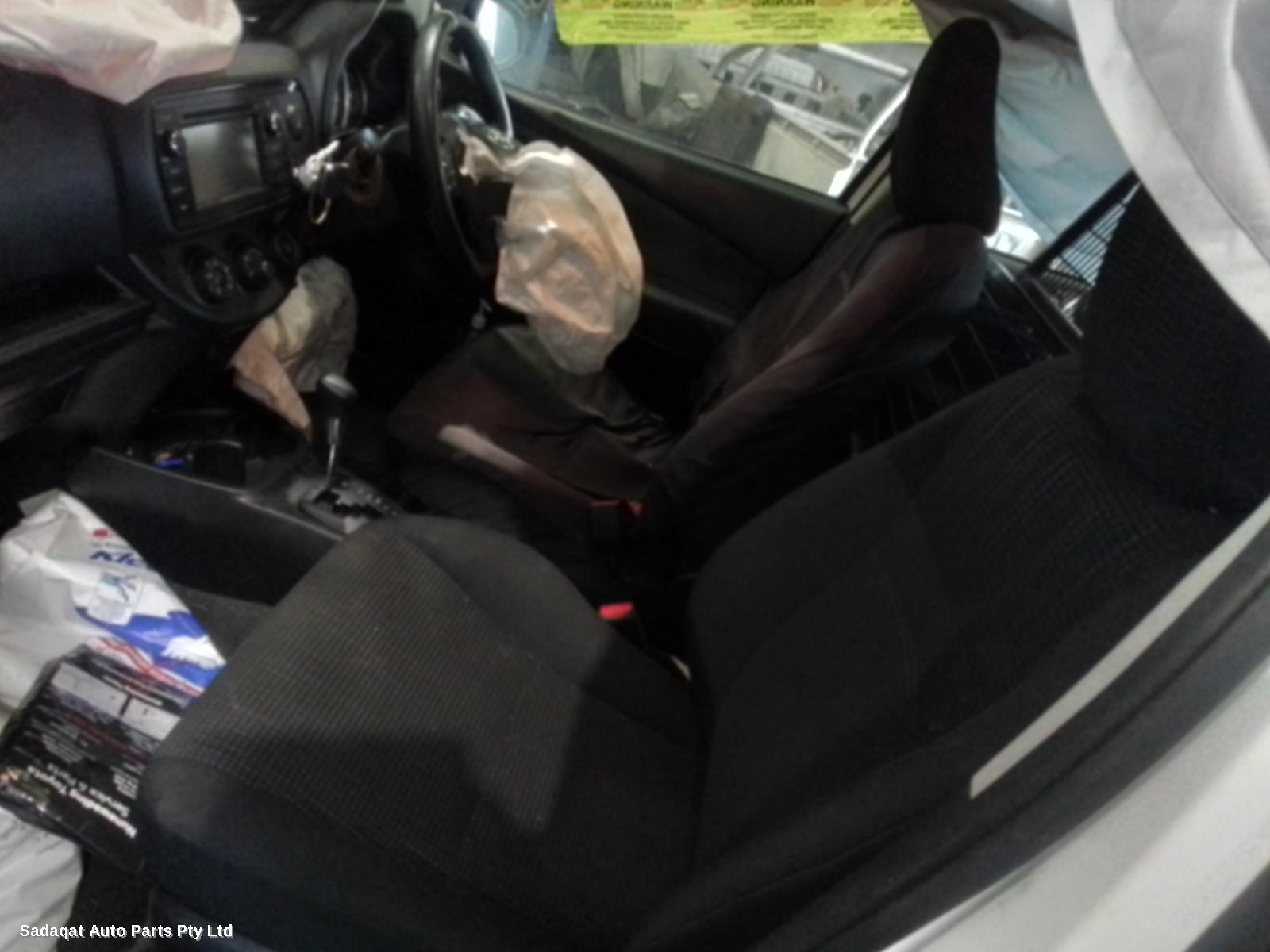 Toyota Yaris Right Front Door Window