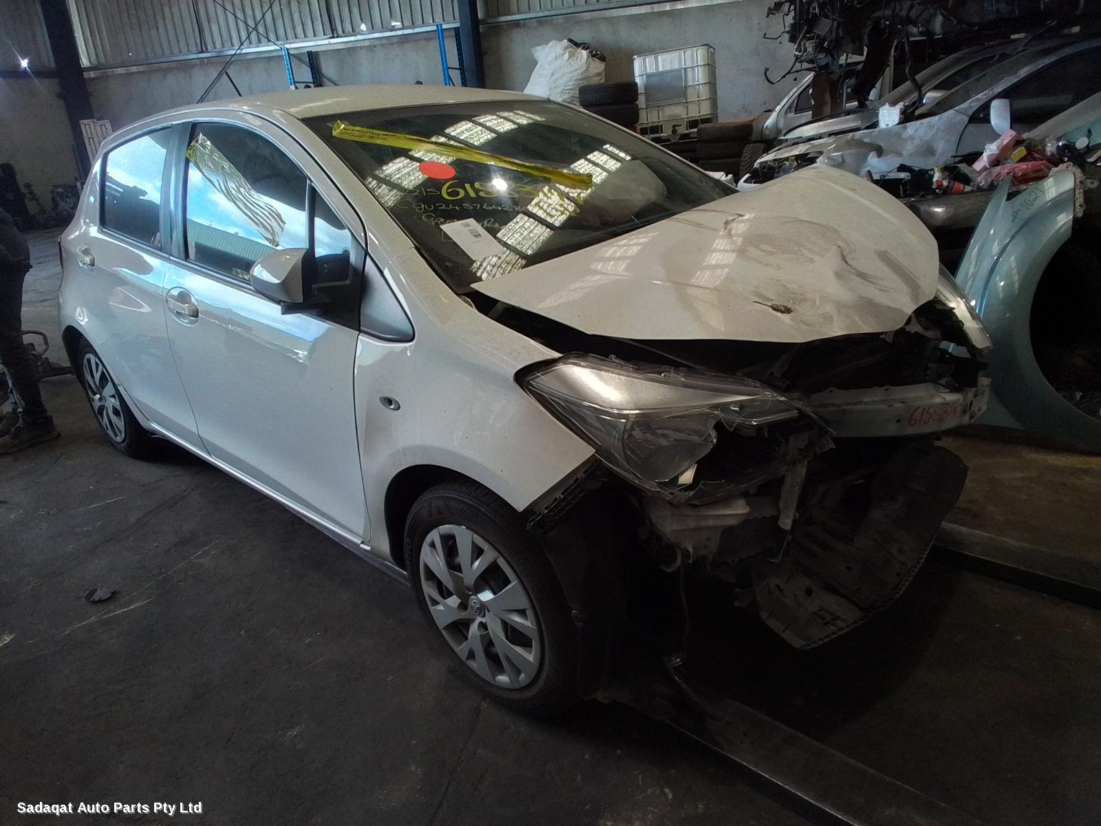 Toyota Yaris Right Front Door Window