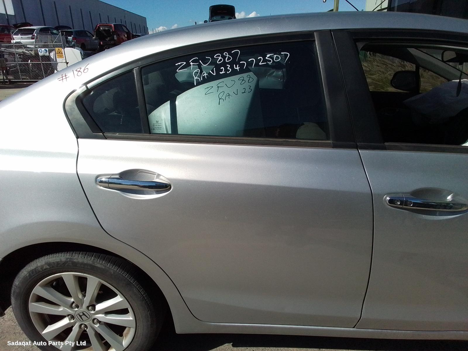 Honda Civic Right Guard