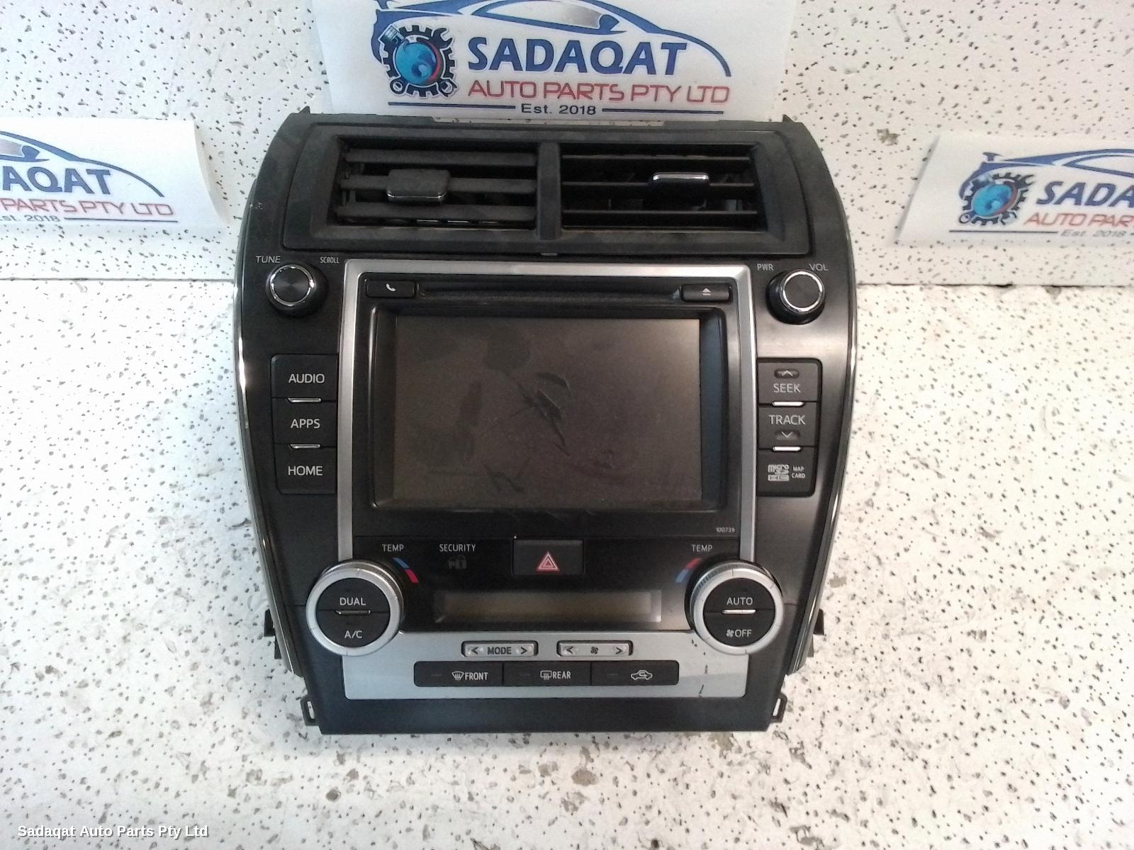 Toyota Camry Radio/cd/dvd/sat/tv