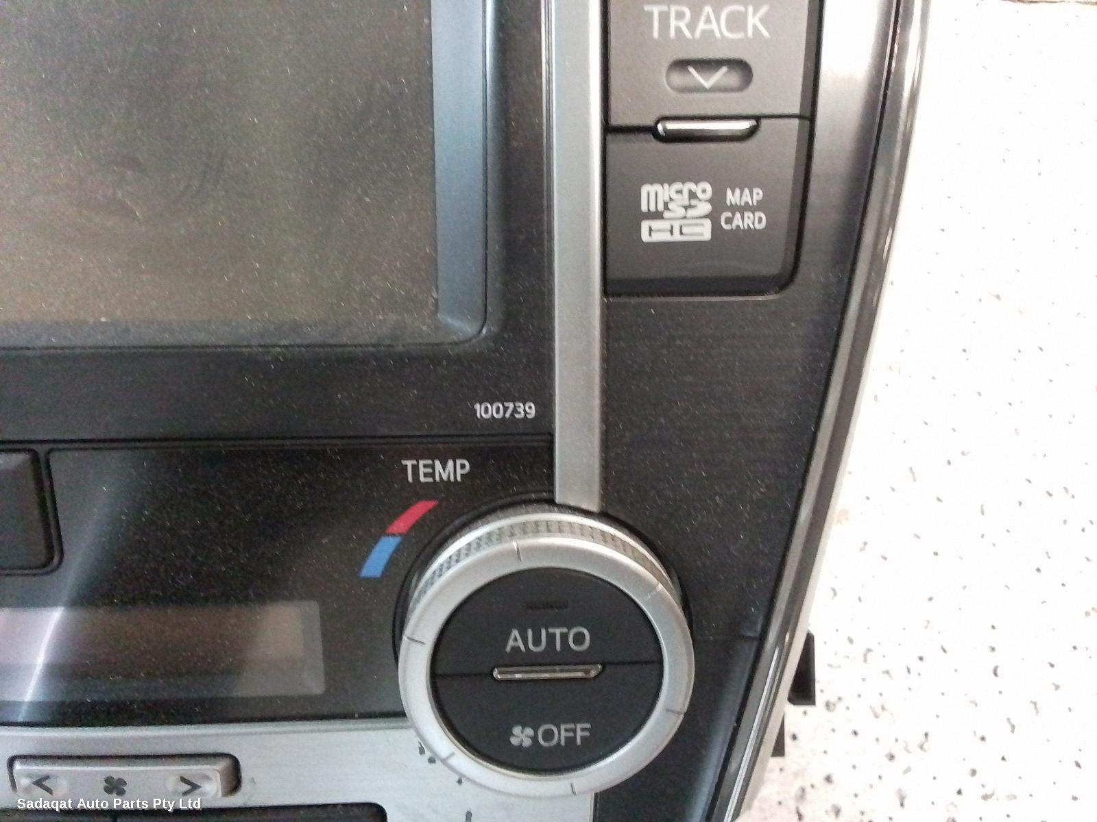 Toyota Camry Radio/cd/dvd/sat/tv