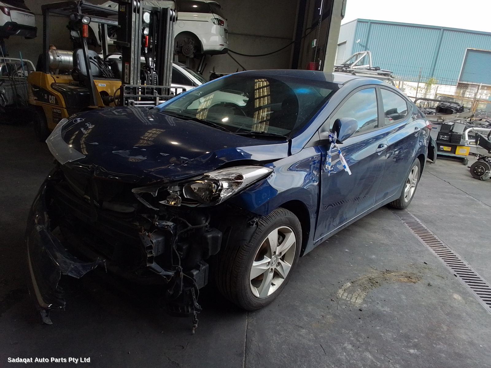 Hyundai Elantra Left Taillight