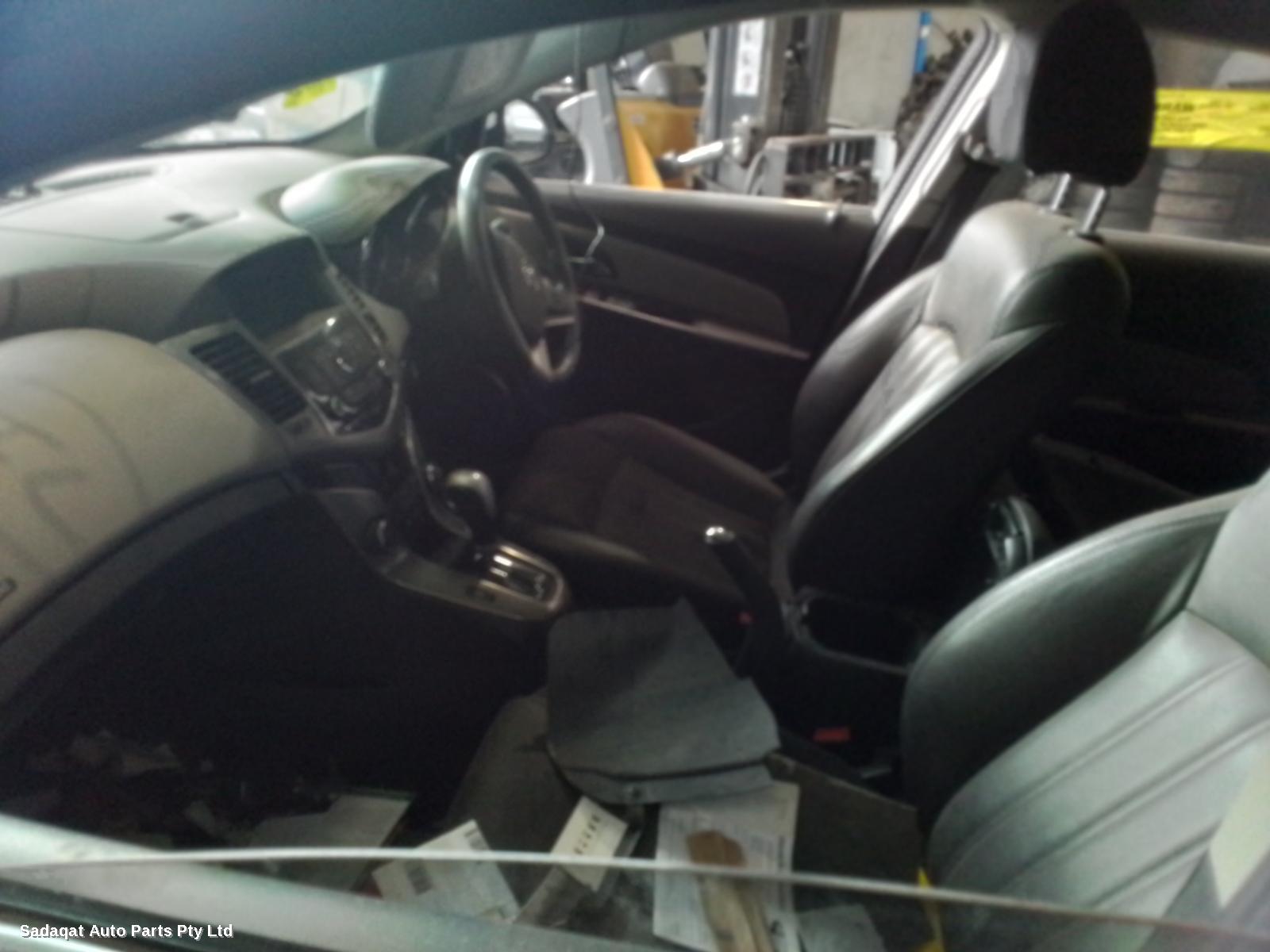 Holden Cruze Rear Garnish