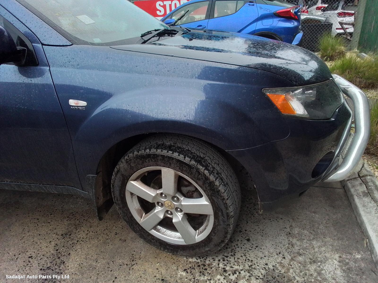 Mitsubishi Outlander Left Door Mirror