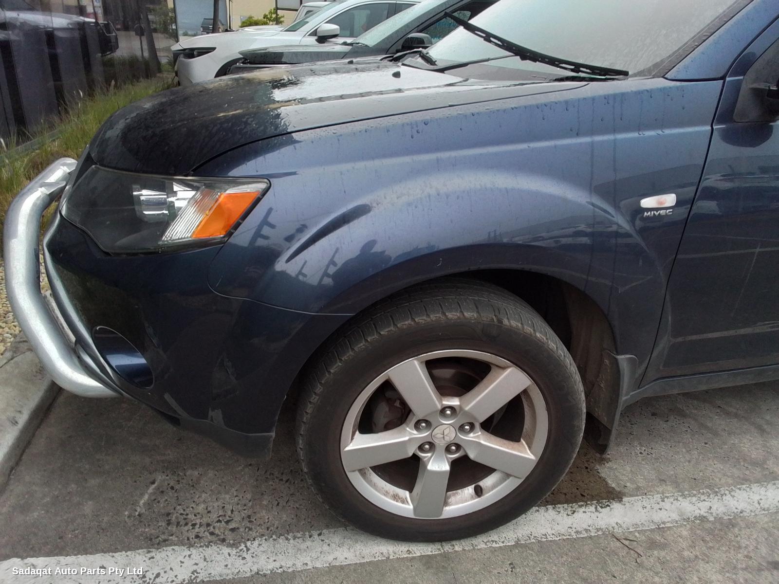 Mitsubishi Outlander Left Door Mirror