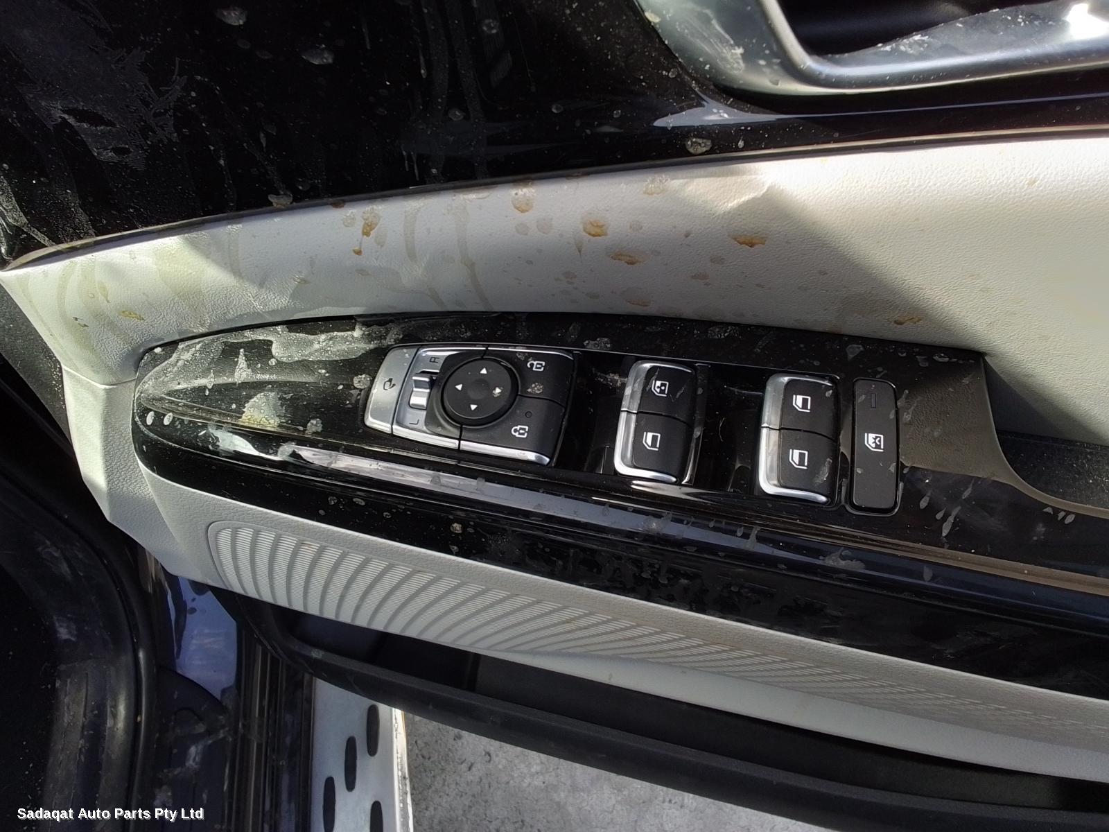 Kia Carnival/grand Carnival Misc Switch/relay