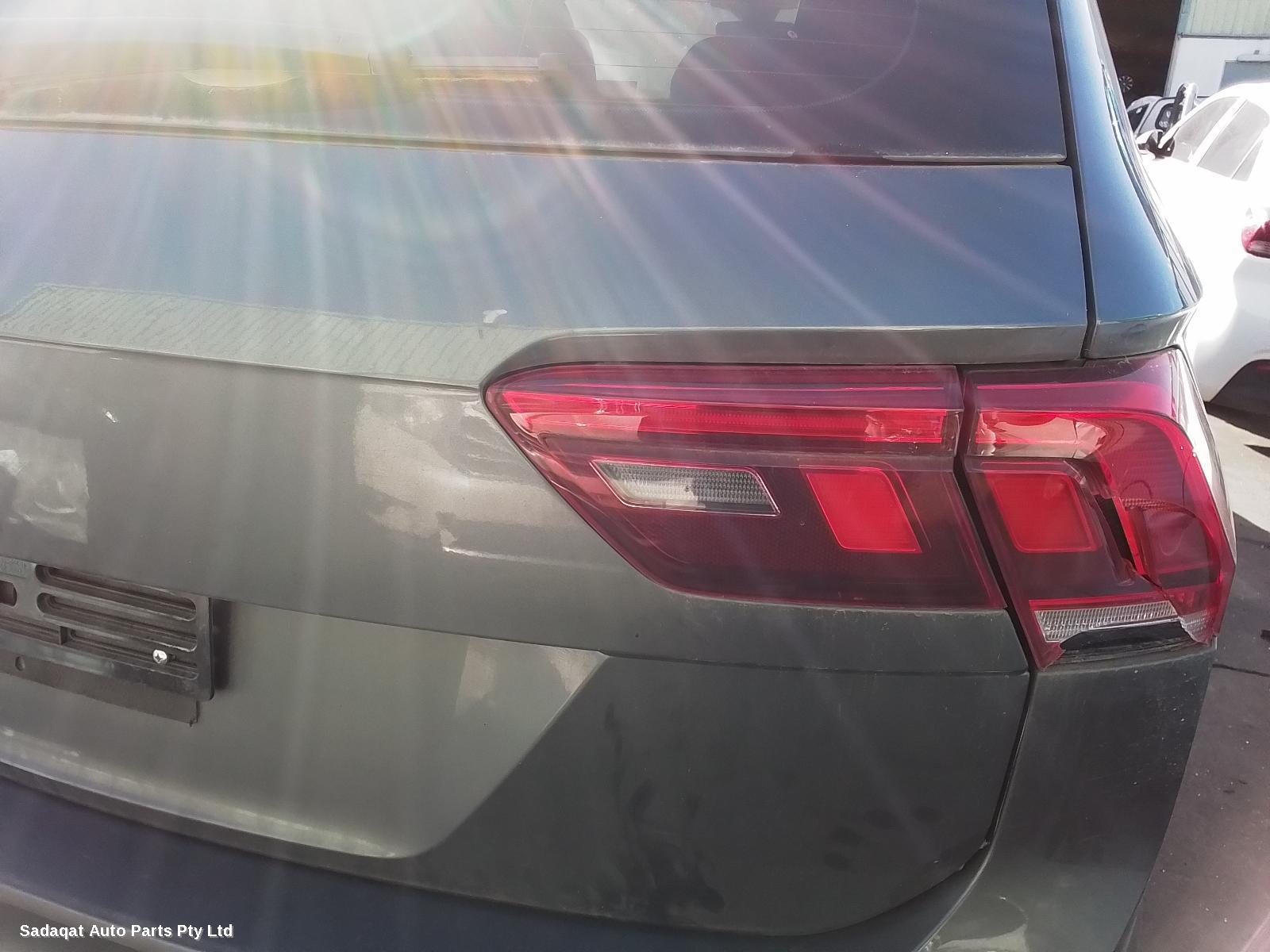 Volkswagen Tiguan Left Door Mirror