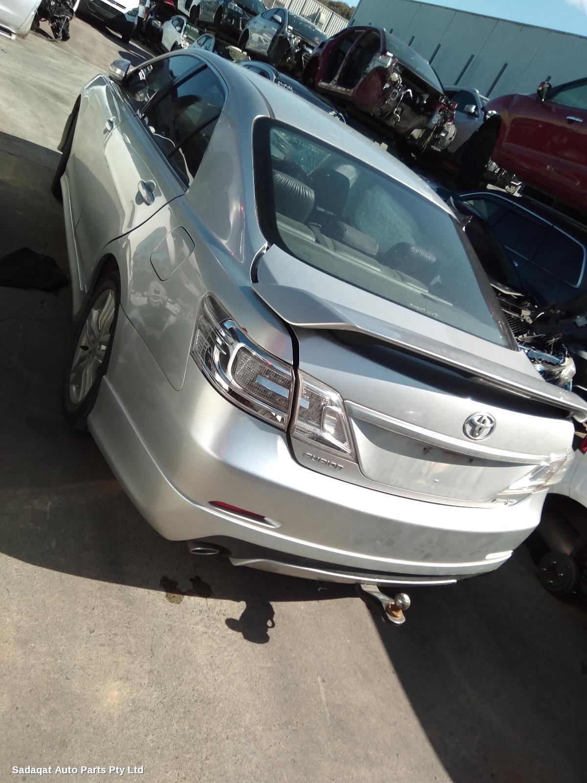 Toyota Aurion Right Guard