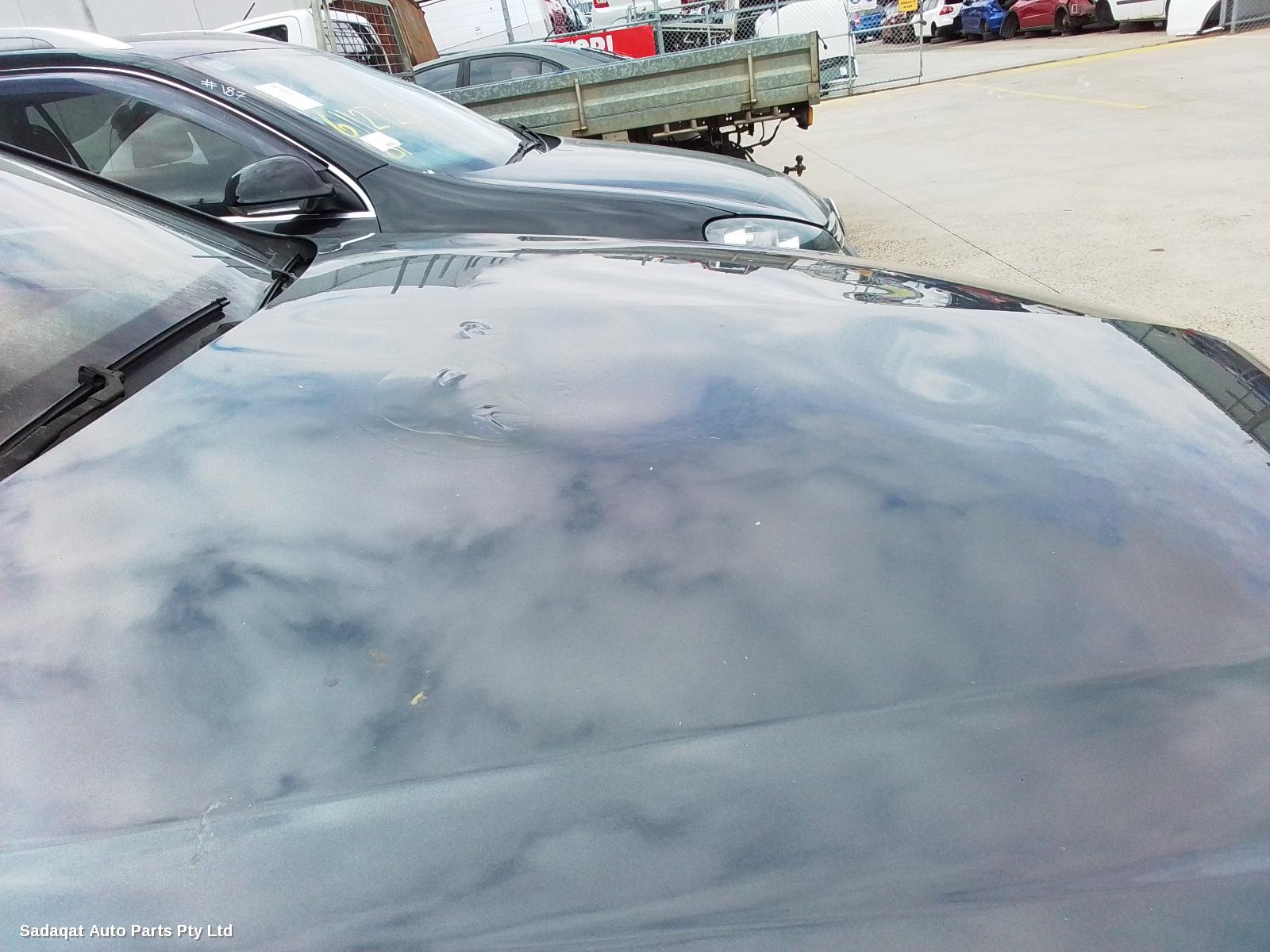 Mercedes E Class Right Front Hub Assembly