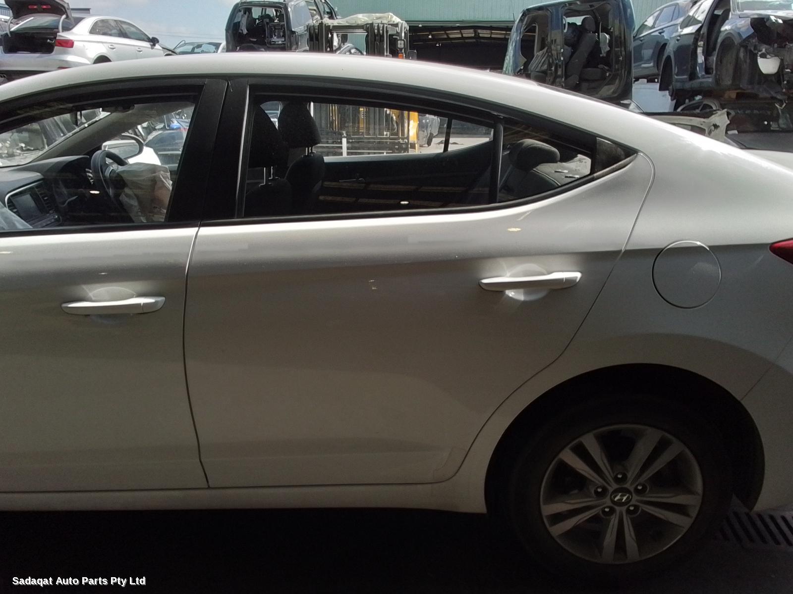 Hyundai Elantra Left Guard