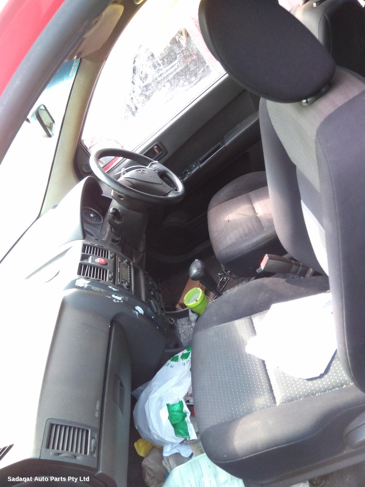 Hyundai Getz Left Door Mirror