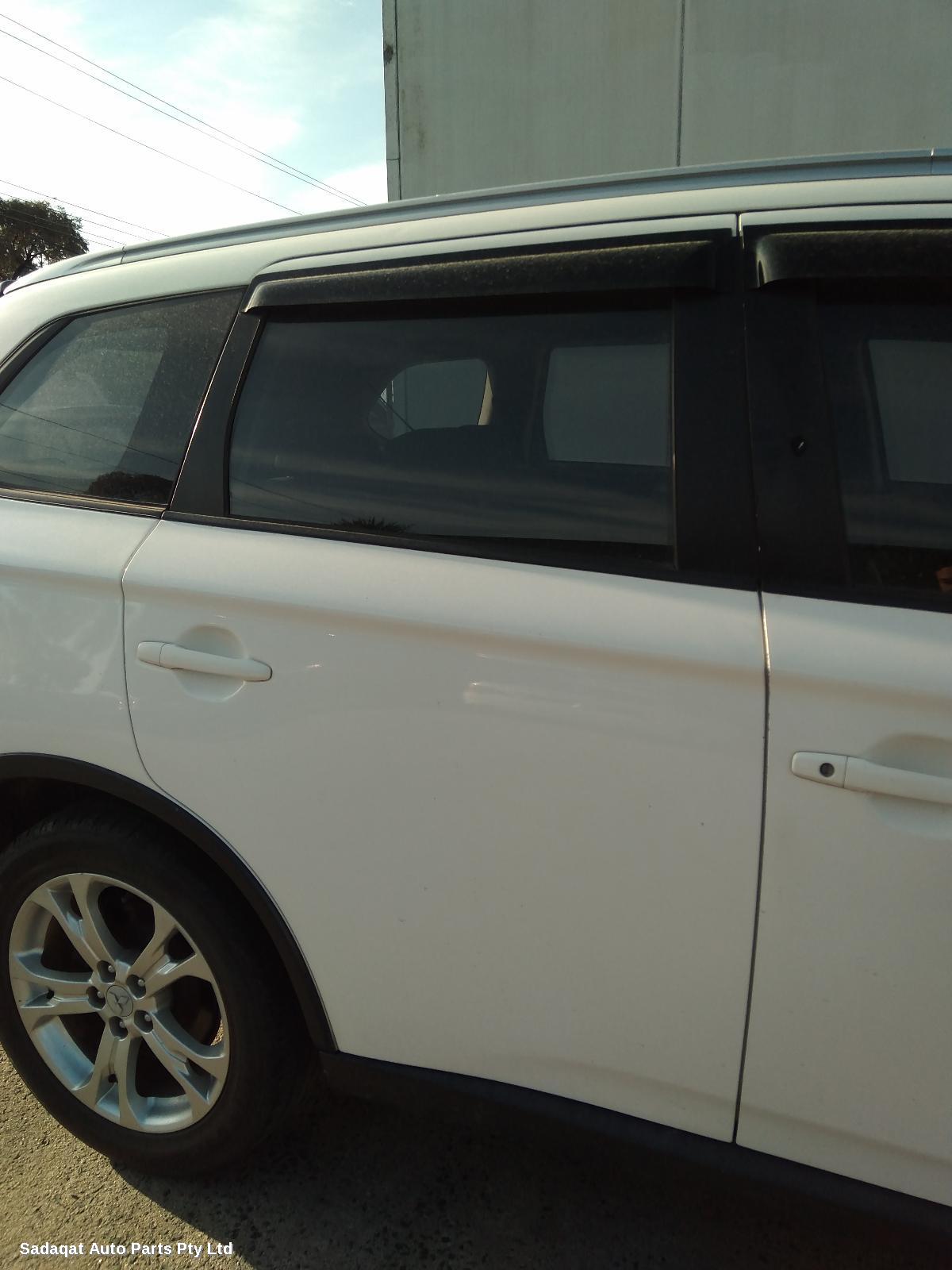 Mitsubishi Outlander Left Door Mirror