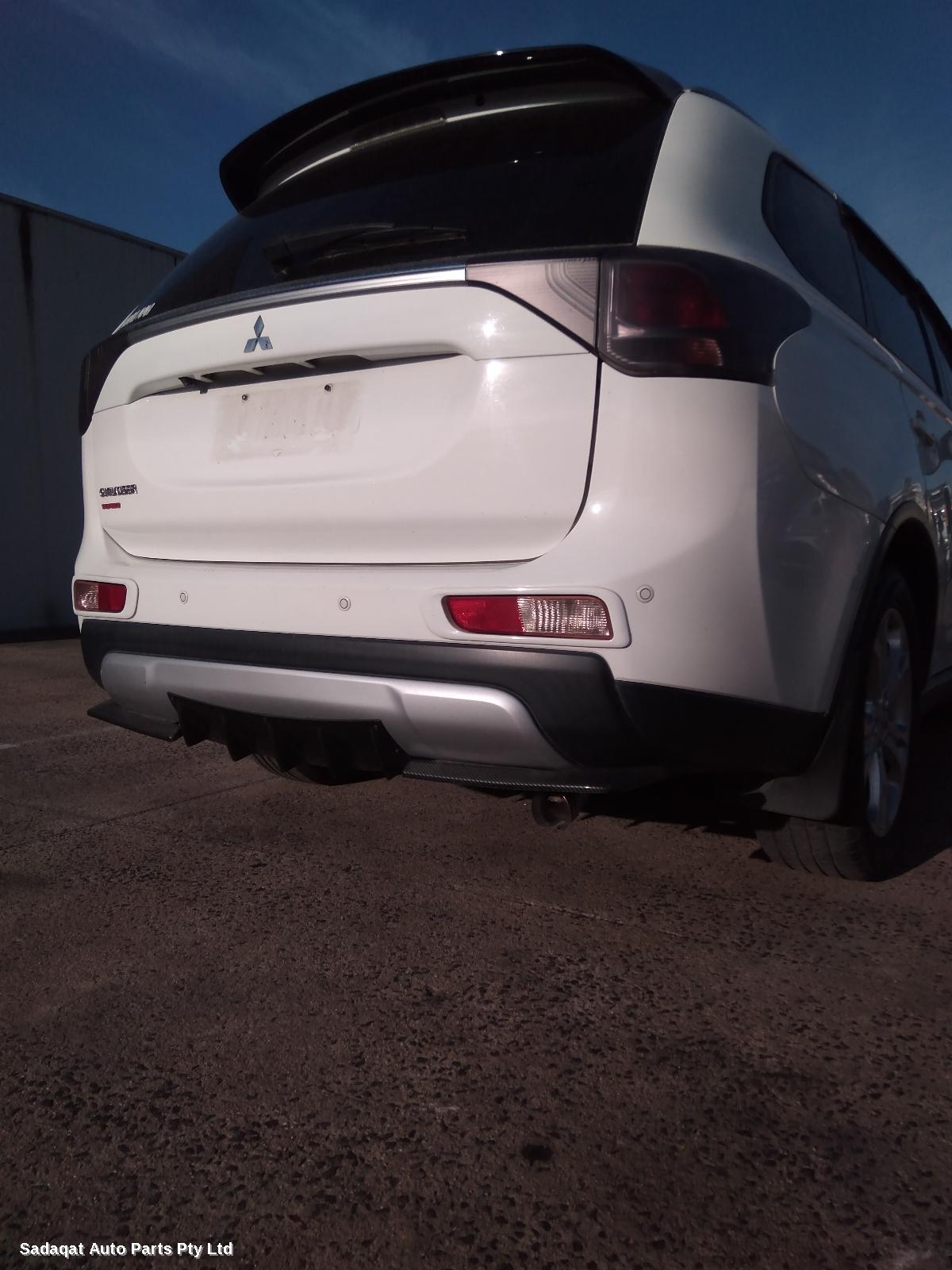 Mitsubishi Outlander Left Door Mirror