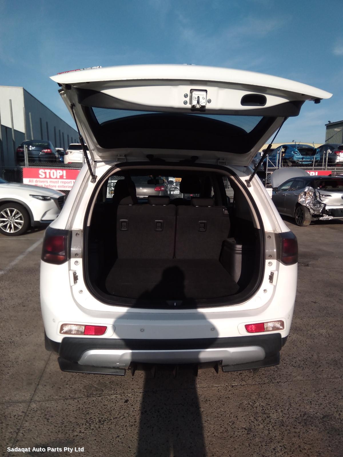 Mitsubishi Outlander Left Door Mirror