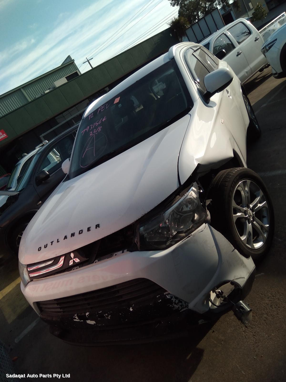 Mitsubishi Outlander Left Door Mirror