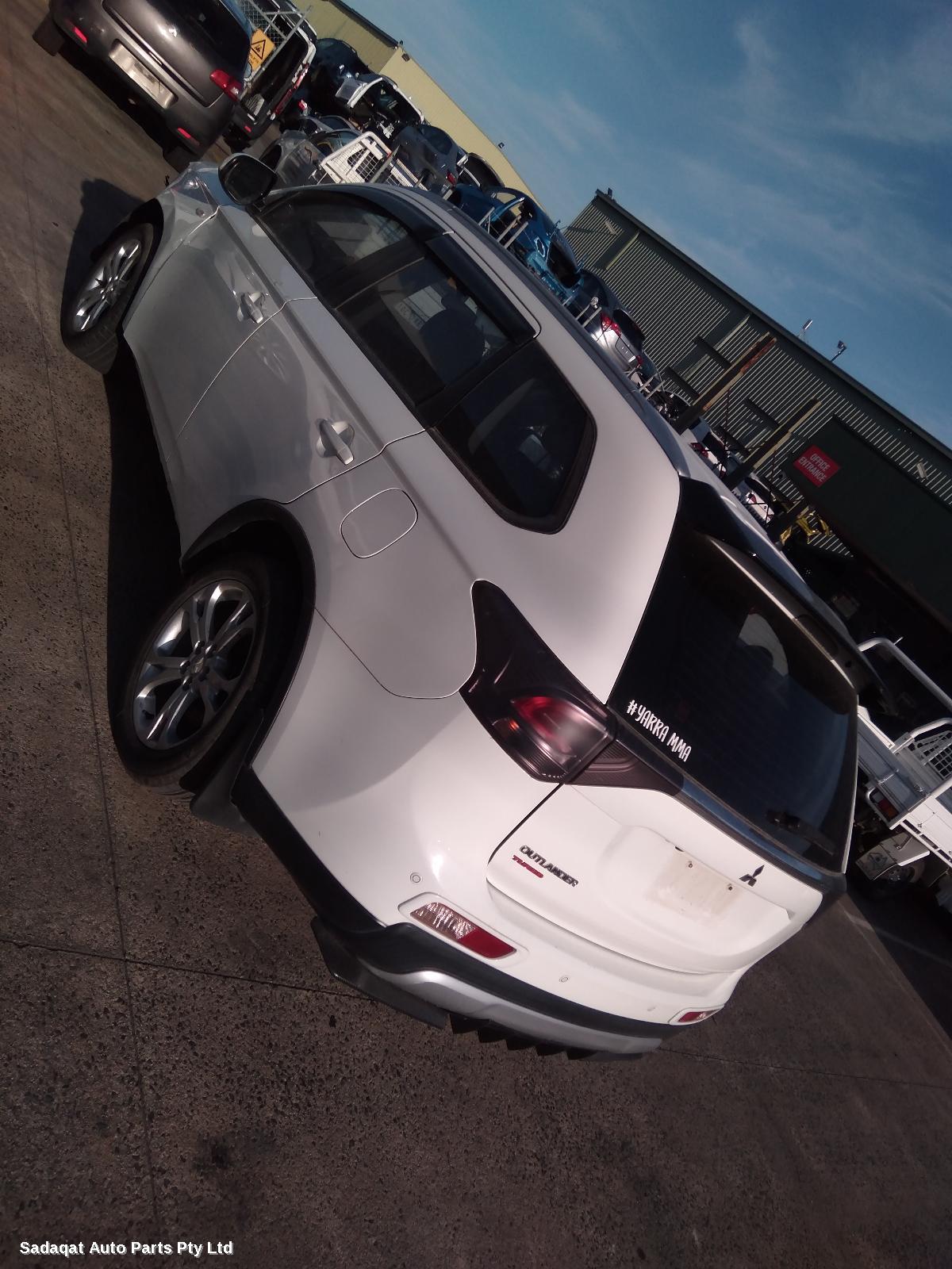 Mitsubishi Outlander Left Door Mirror