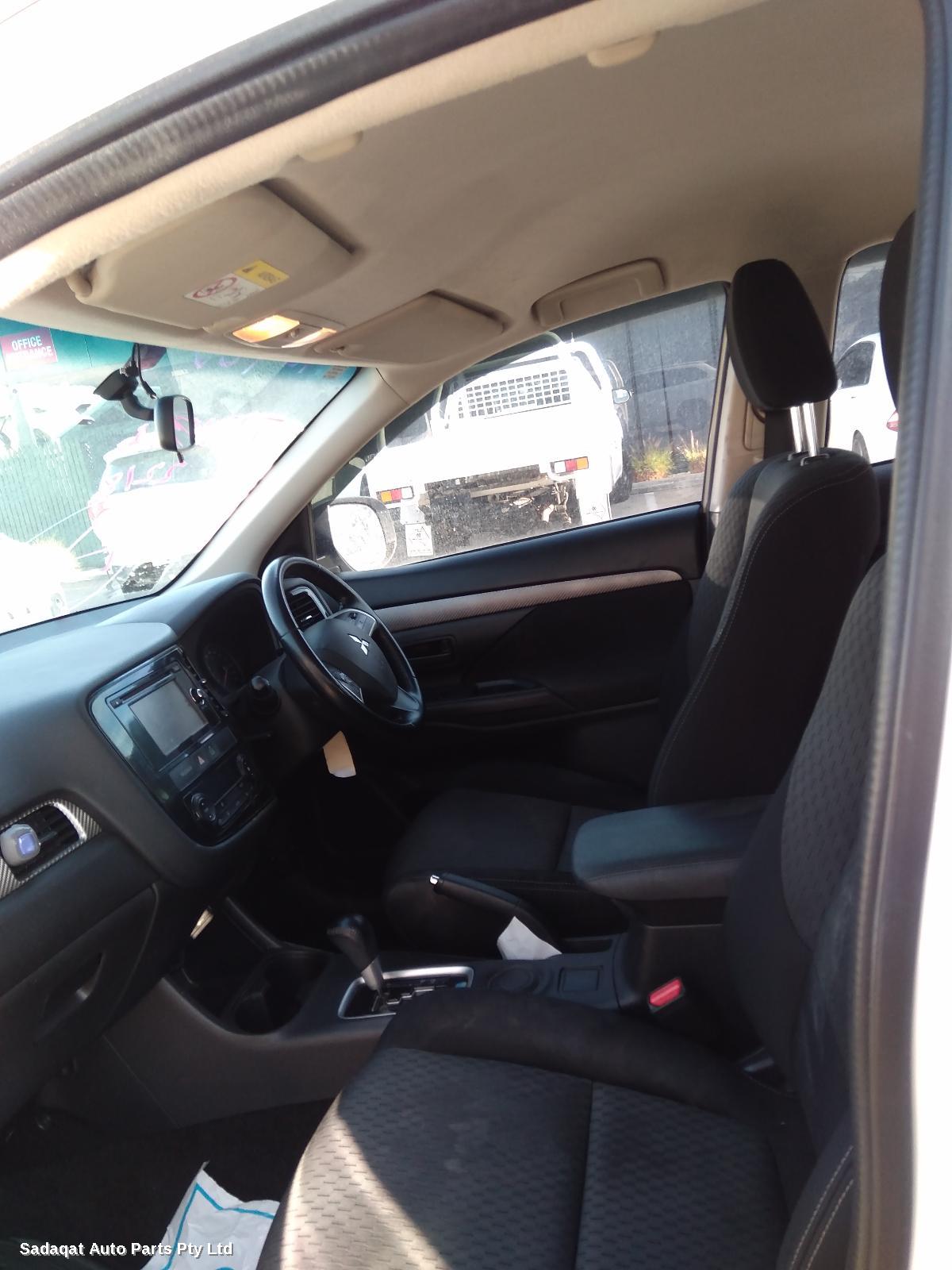 Mitsubishi Outlander Left Door Mirror