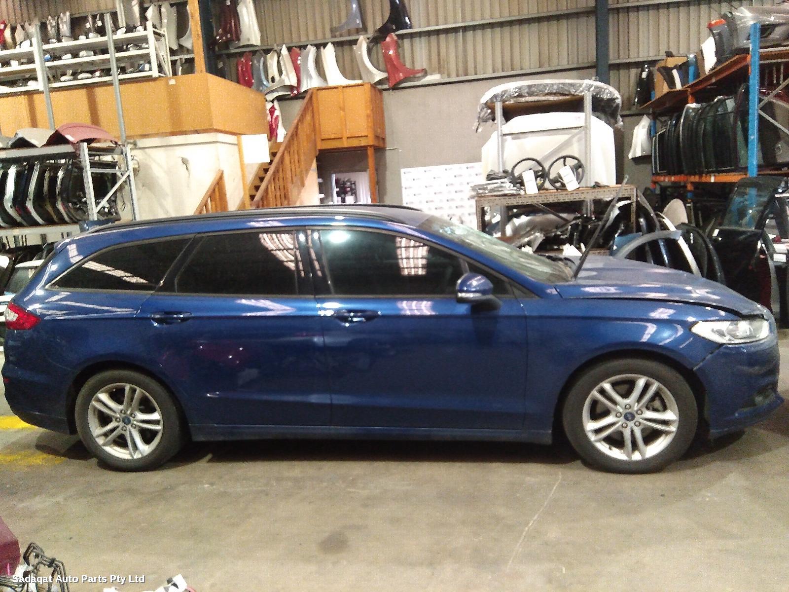 Ford Mondeo Left Taillight