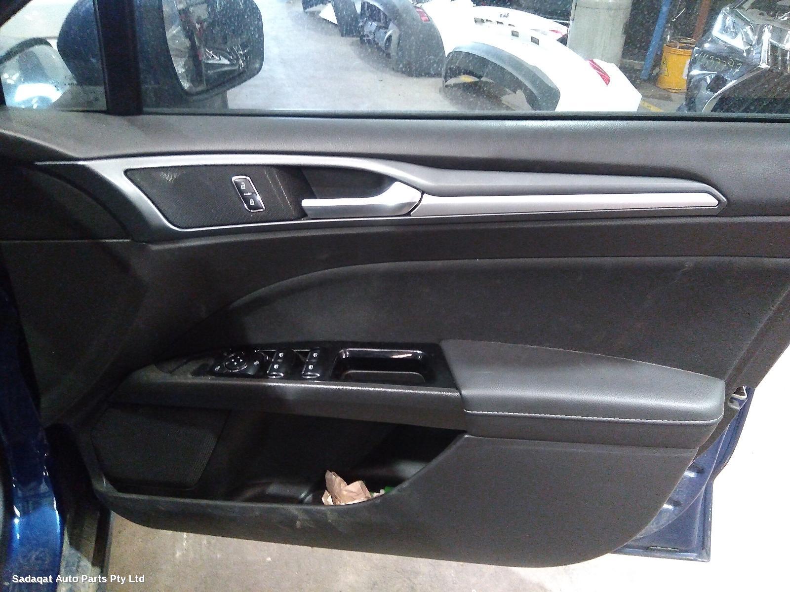 Ford Mondeo Left Taillight