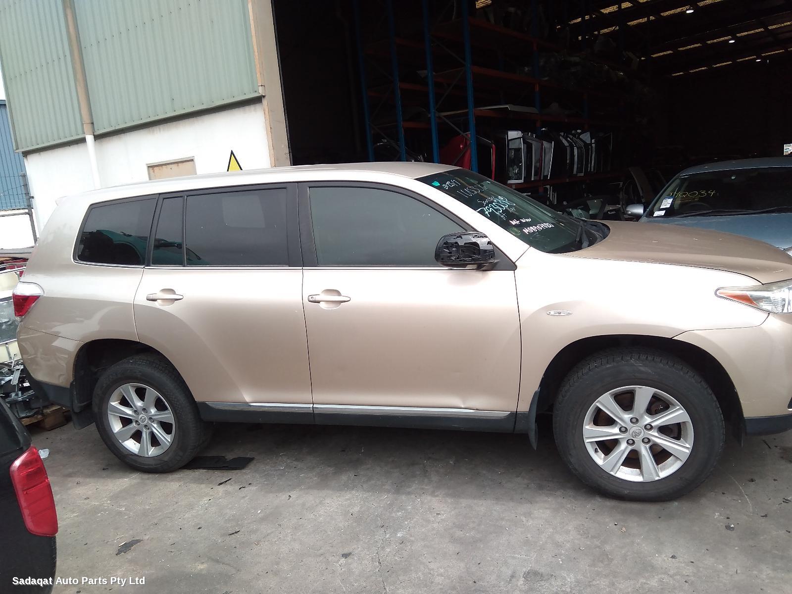 Toyota Kluger Left Door Mirror