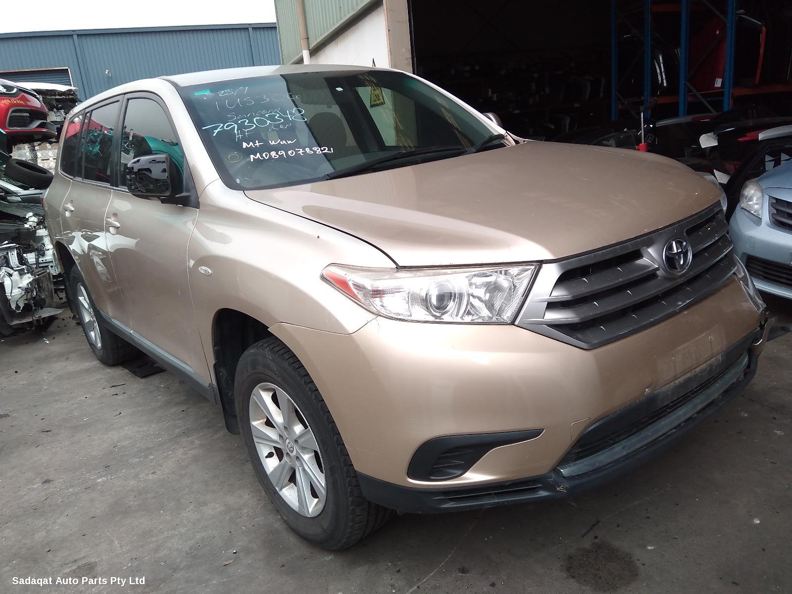 Toyota Kluger Left Door Mirror