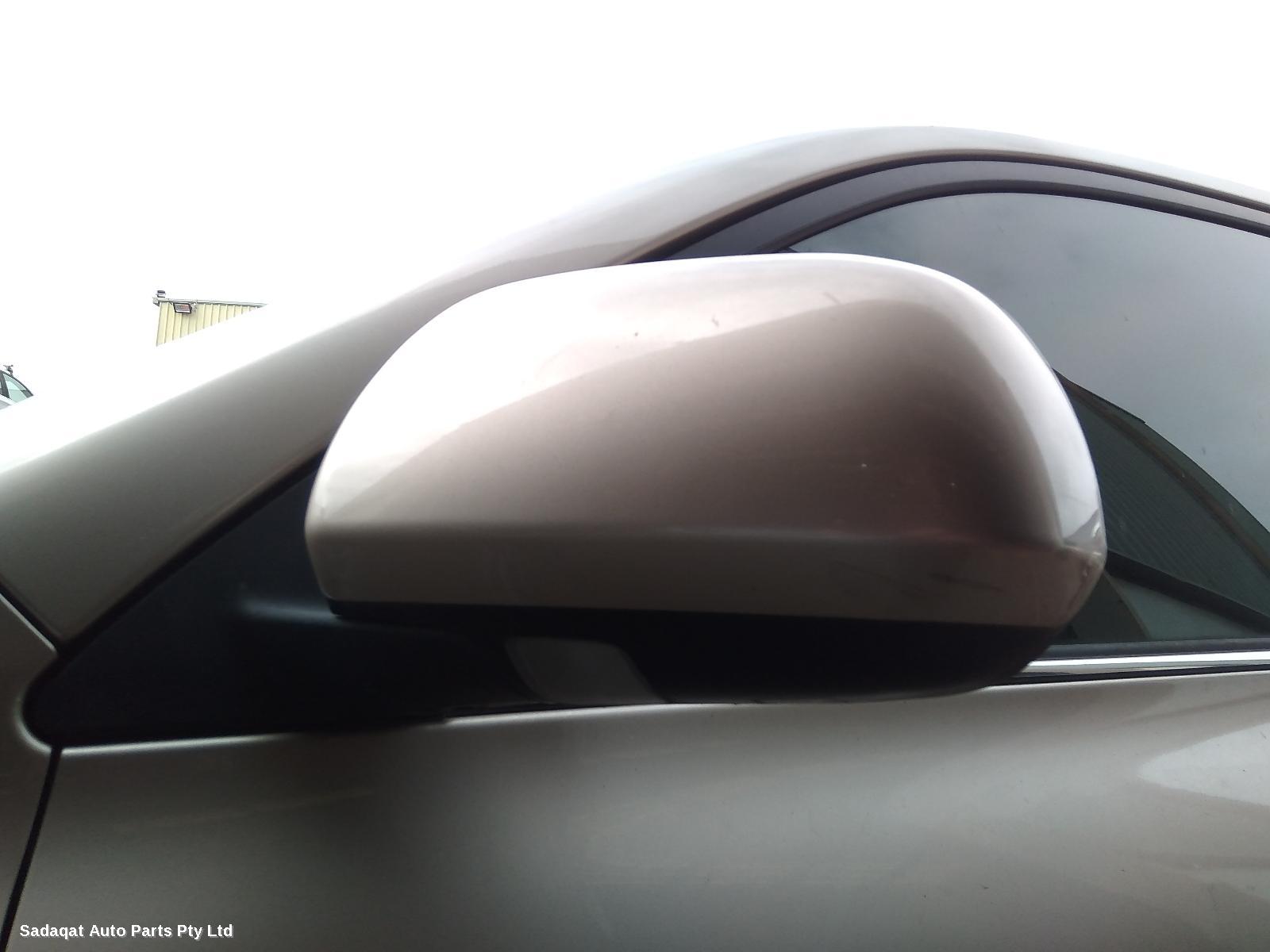 Toyota Kluger Left Door Mirror