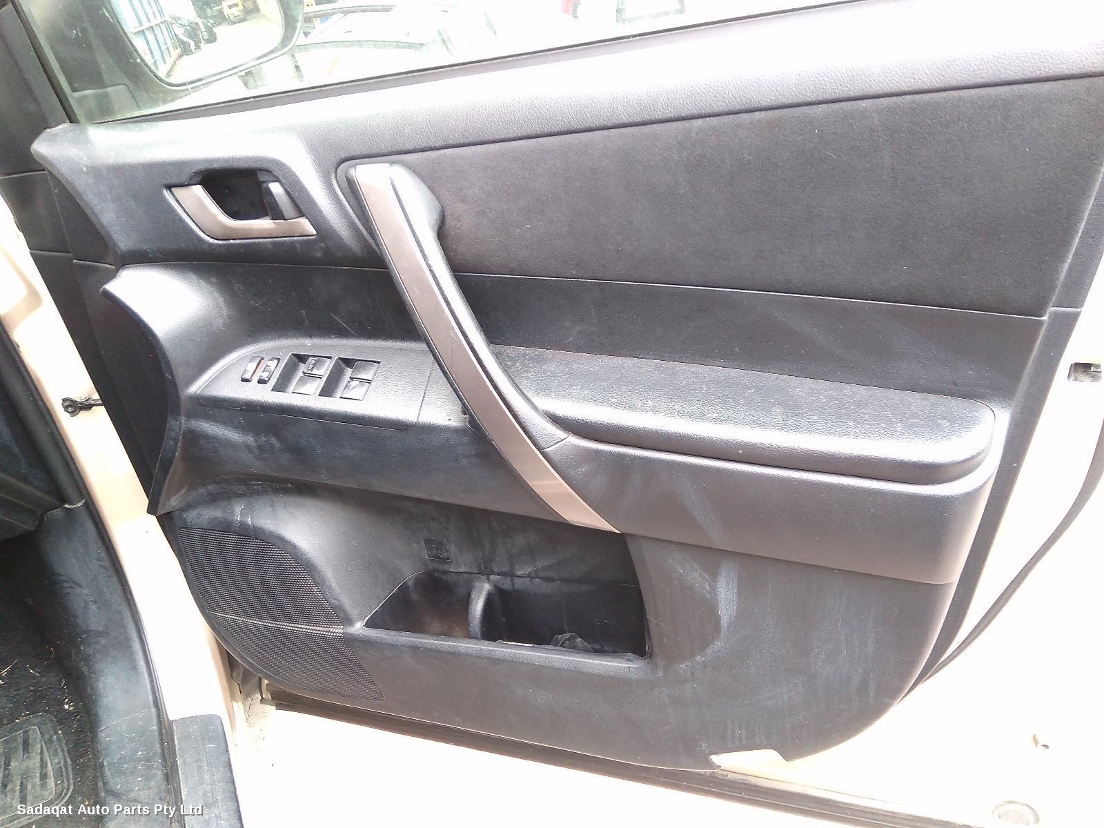 Toyota Kluger Left Door Mirror