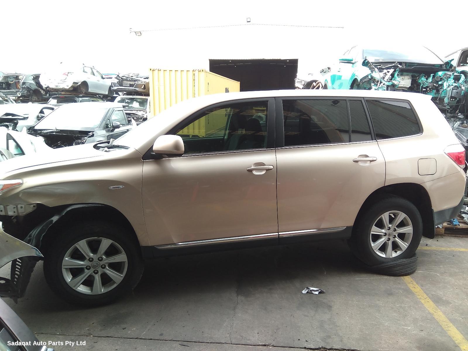 Toyota Kluger Left Door Mirror