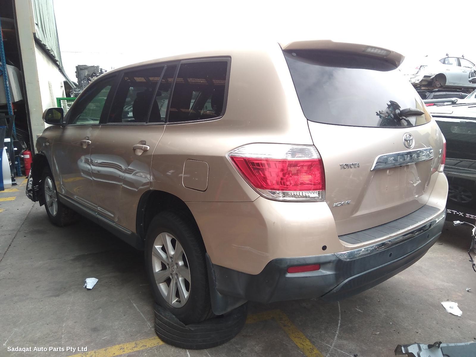 Toyota Kluger Left Door Mirror