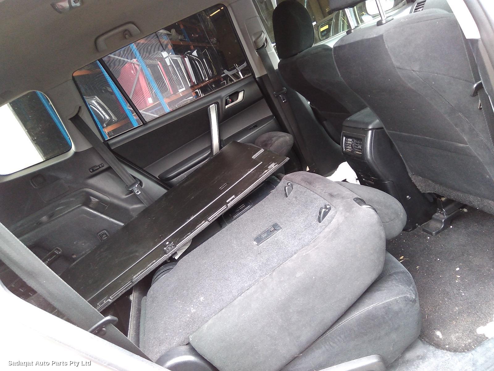 Toyota Kluger Left Door Mirror