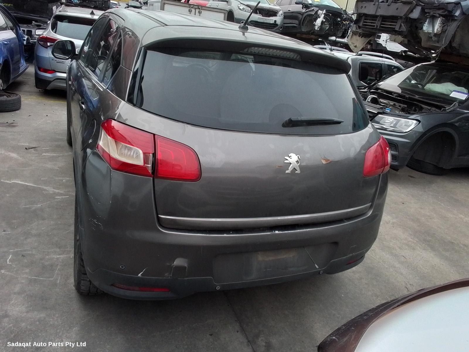 Peugeot 4008 Washer Bottle